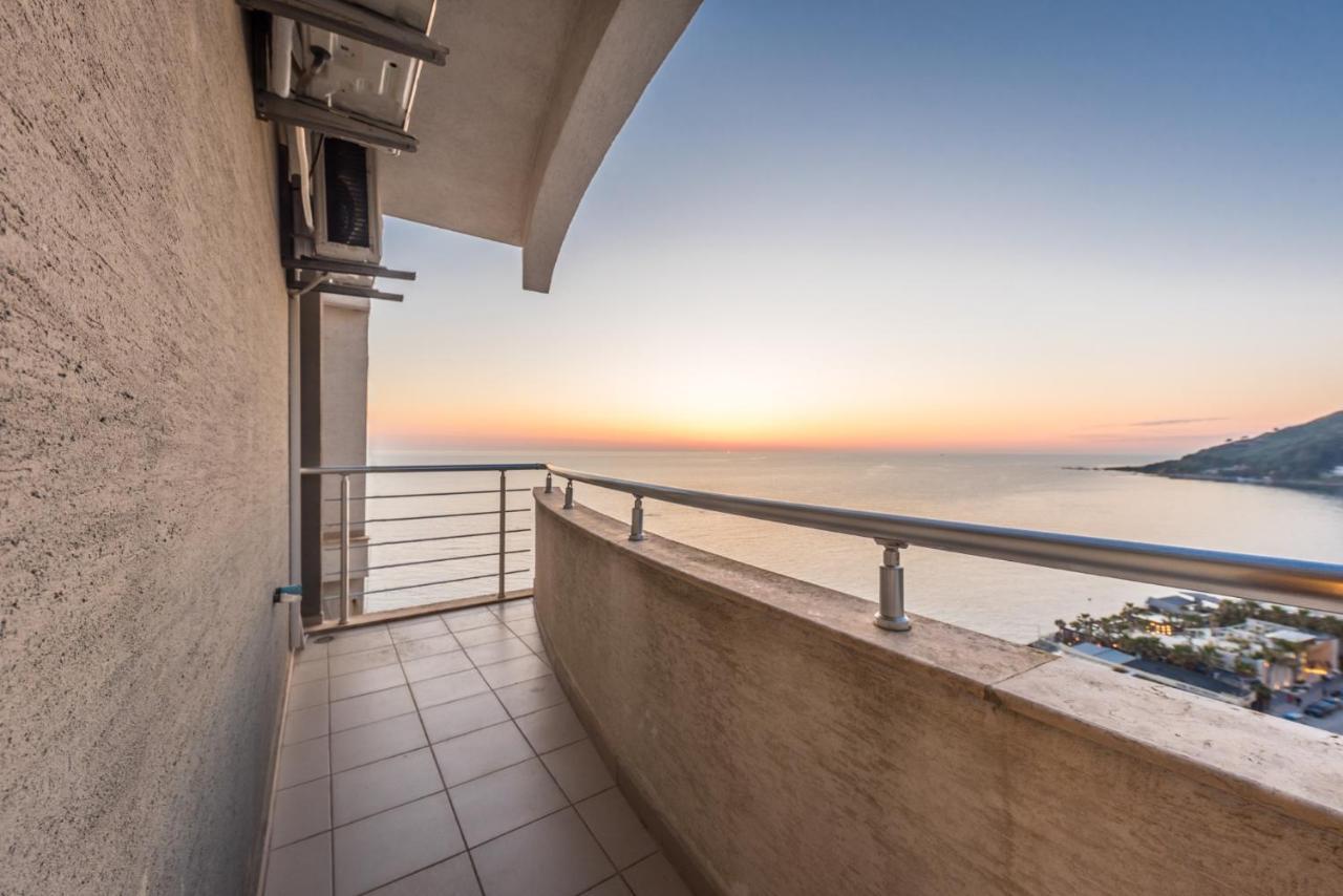 Blue Heaven -Full Sea View Brand New Apartment Durrës Eksteriør bilde